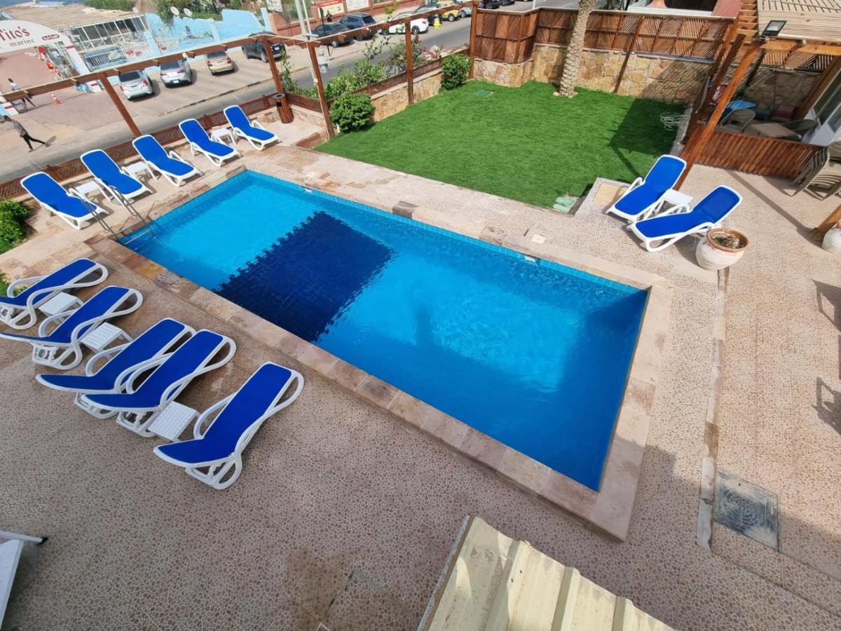 Lilly Lounge And Pool Accommodation For Adults Only Hurghada Exterior foto